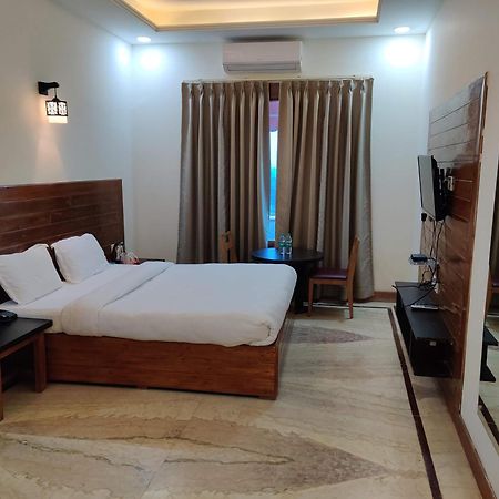 Orchha Club And Resort - Ocr المظهر الخارجي الصورة
