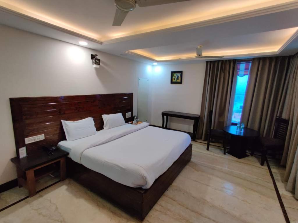 Orchha Club And Resort - Ocr المظهر الخارجي الصورة