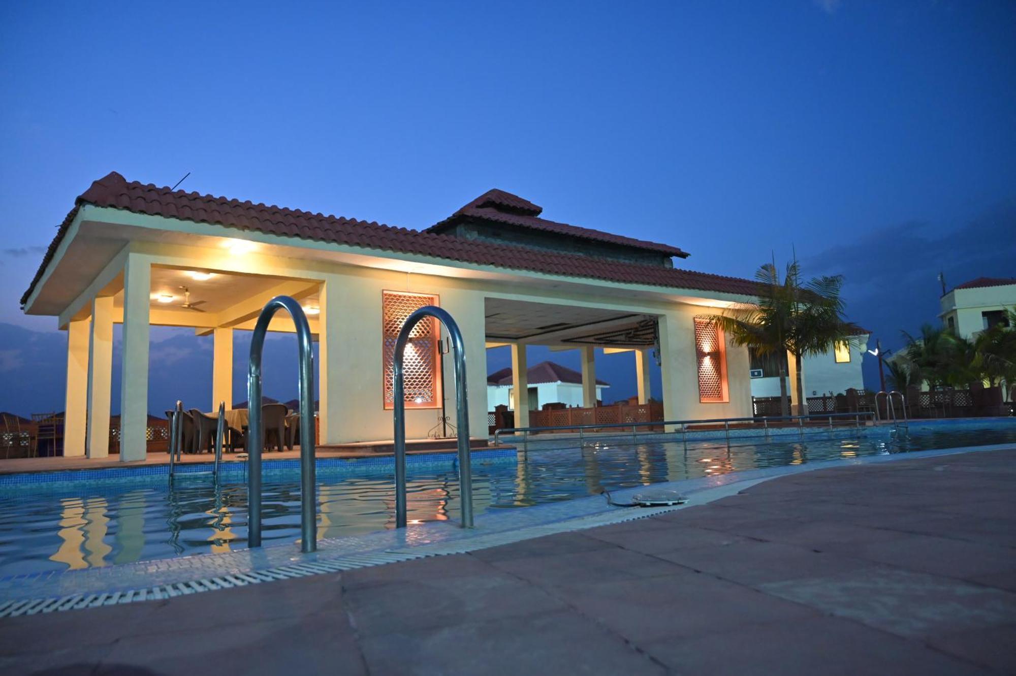 Orchha Club And Resort - Ocr المظهر الخارجي الصورة