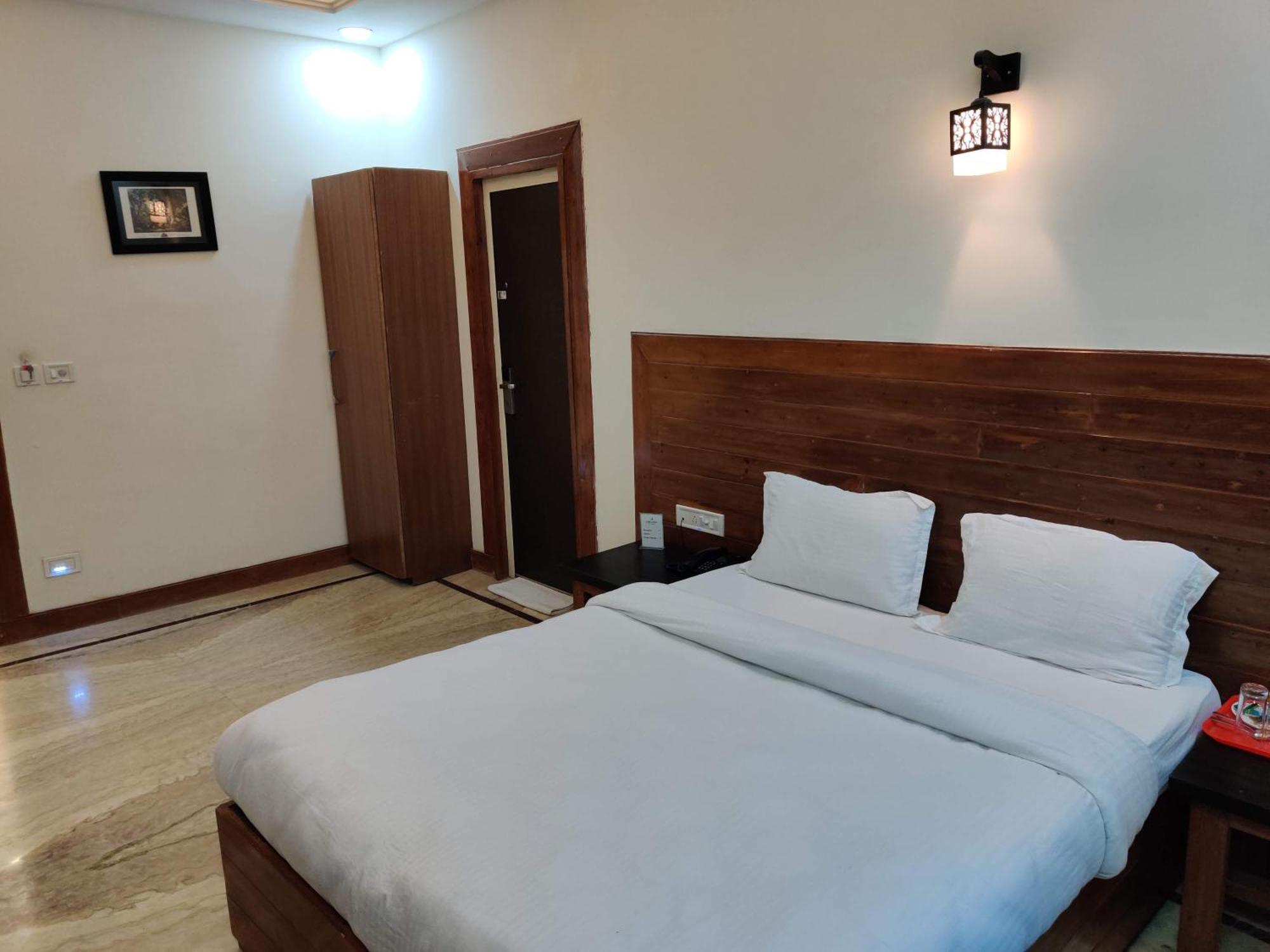 Orchha Club And Resort - Ocr المظهر الخارجي الصورة