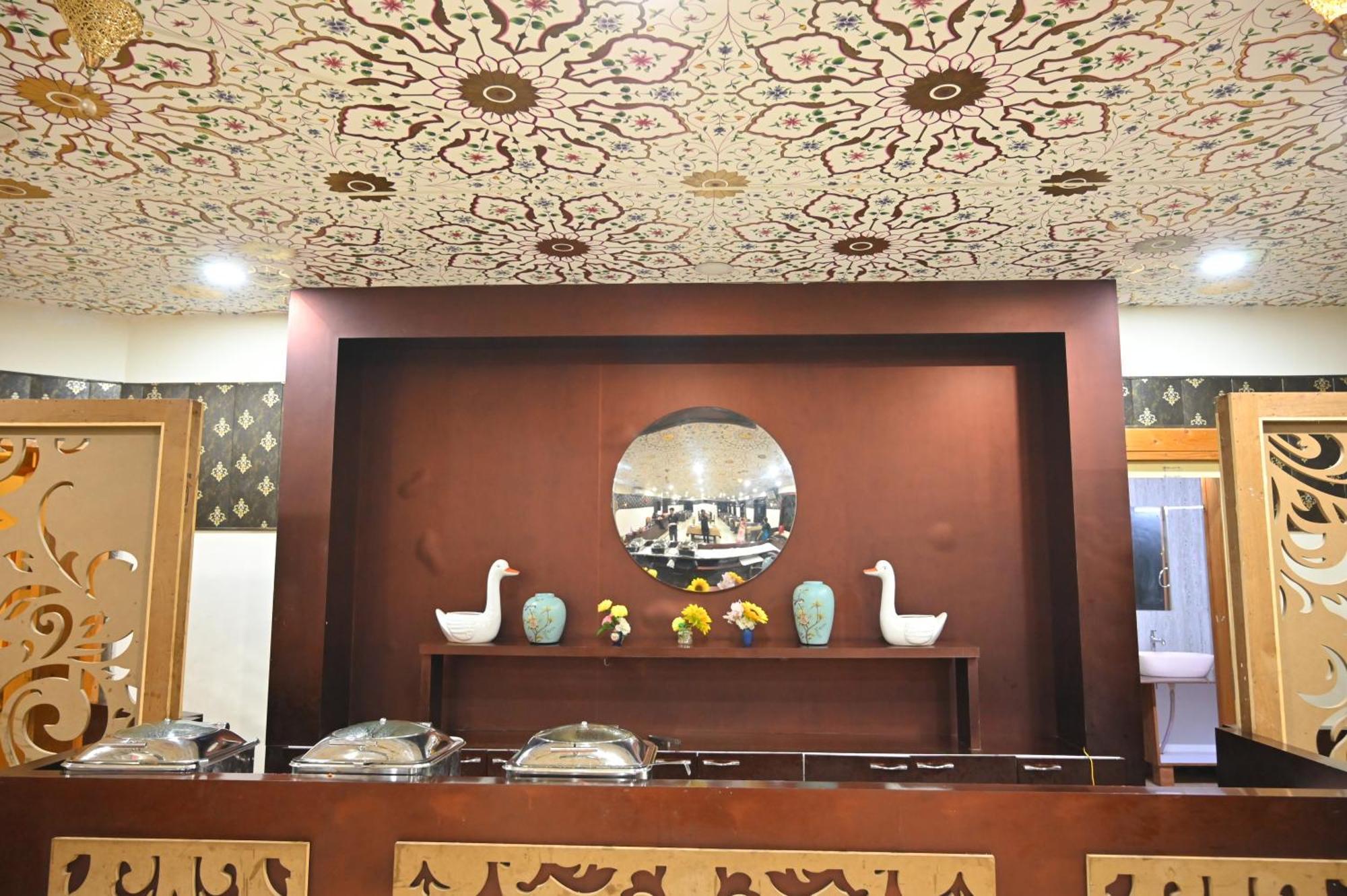 Orchha Club And Resort - Ocr المظهر الخارجي الصورة