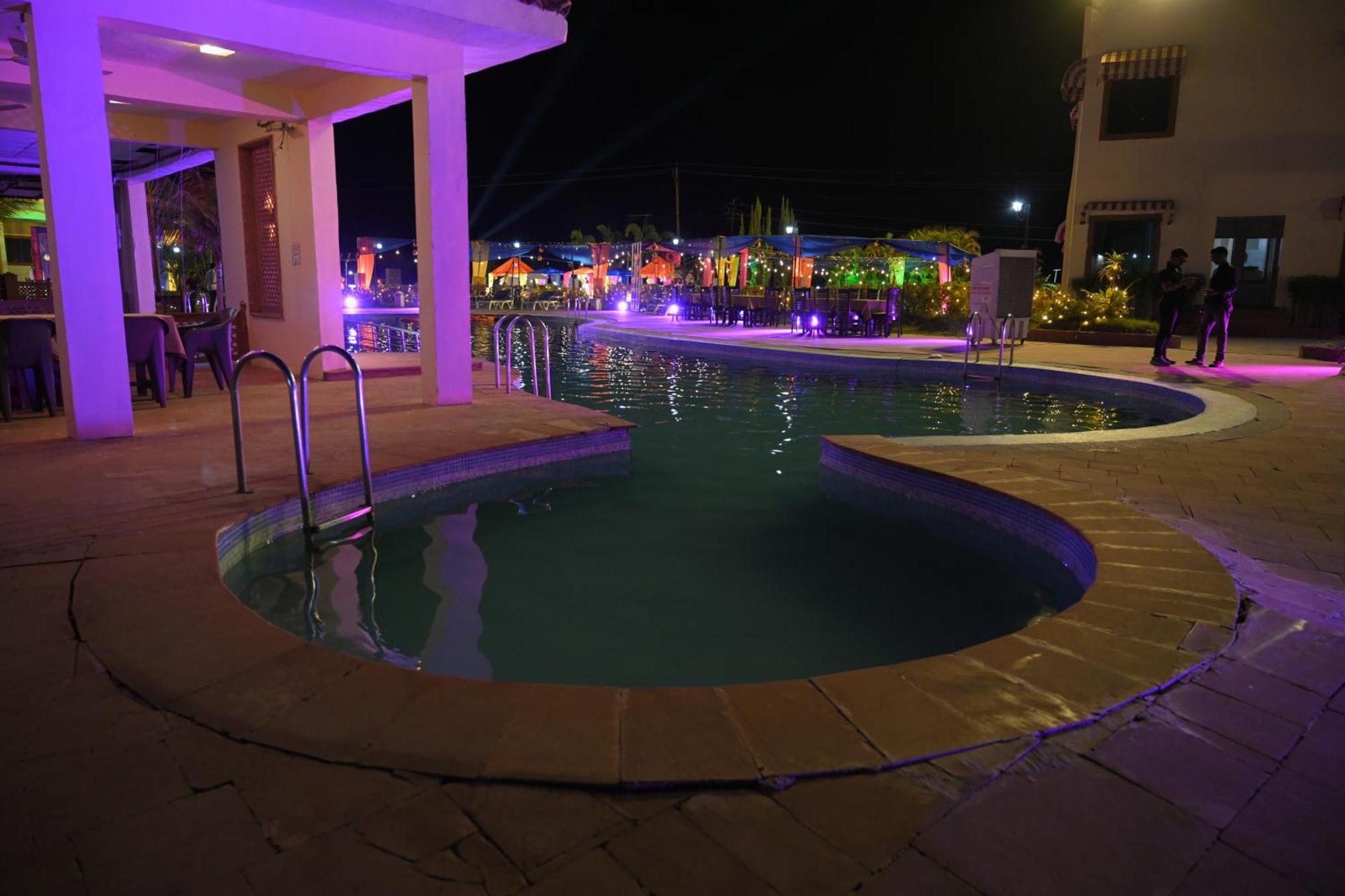 Orchha Club And Resort - Ocr المظهر الخارجي الصورة