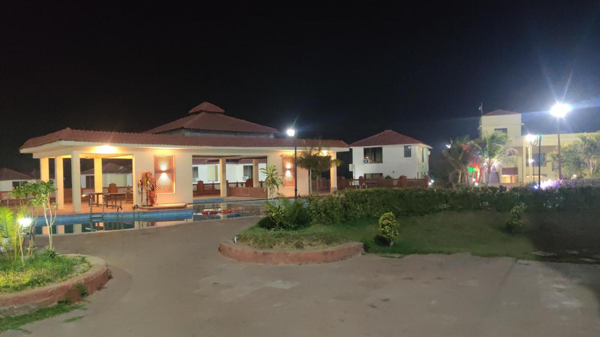 Orchha Club And Resort - Ocr المظهر الخارجي الصورة