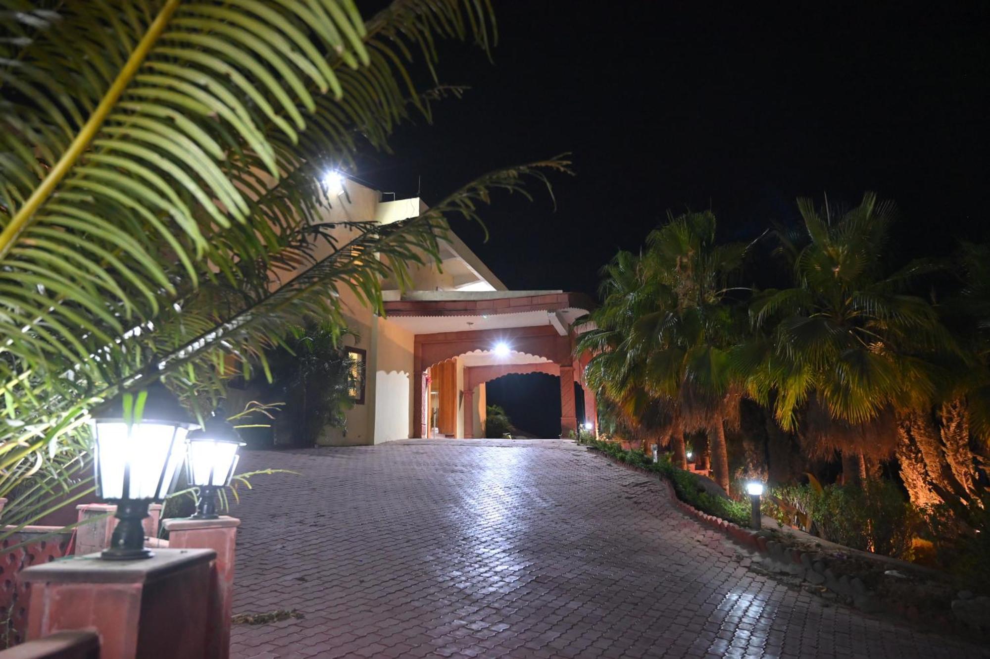 Orchha Club And Resort - Ocr المظهر الخارجي الصورة